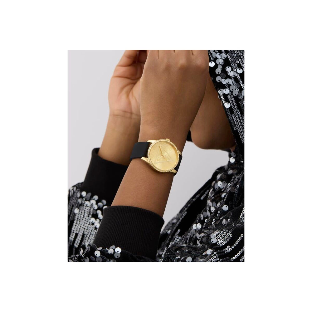 V3H6BD396AB0A89952B74B526446D32055AR7470619P7