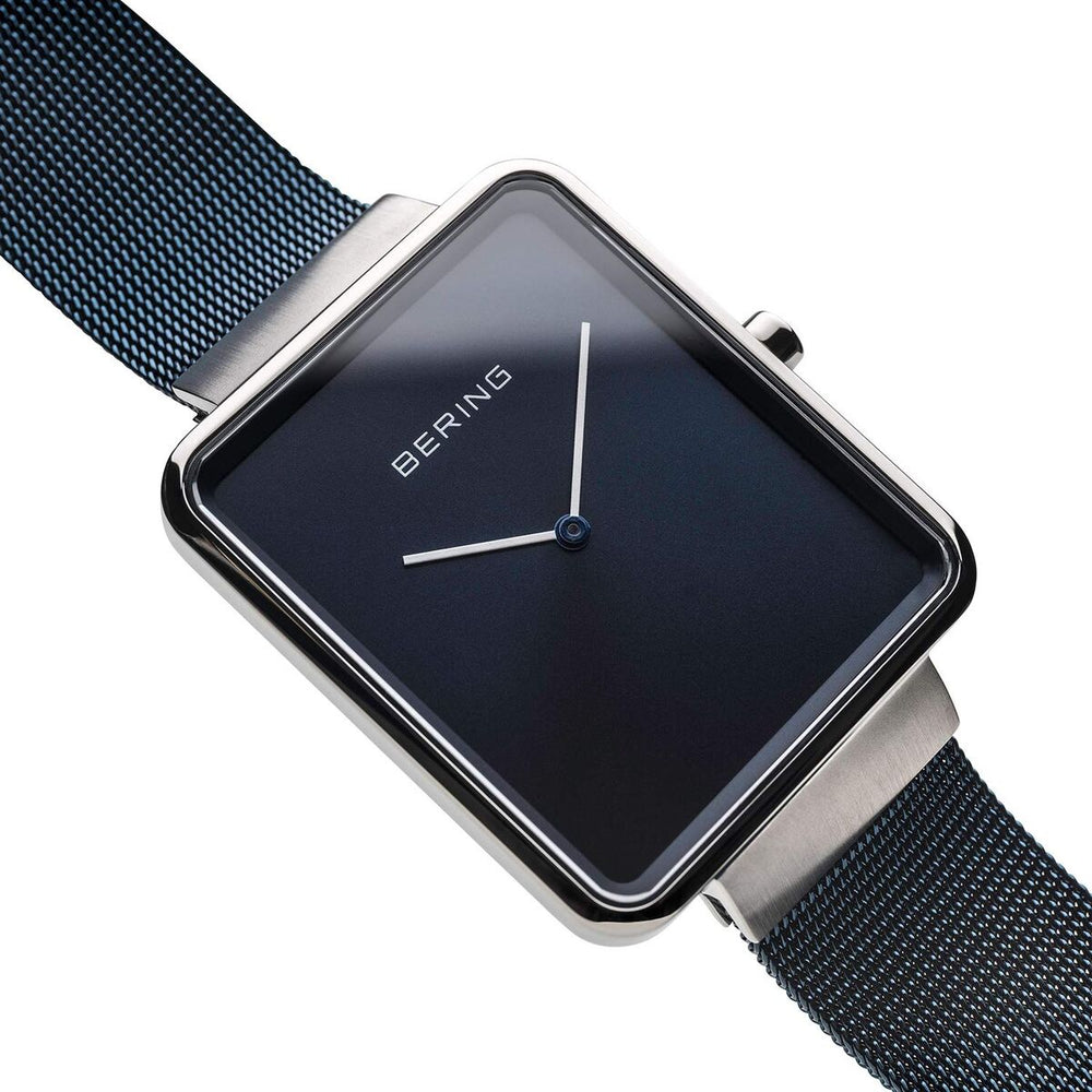 V3HE6F5DE6CDDC9CD2669D6212249BCD7FDR7465606P4