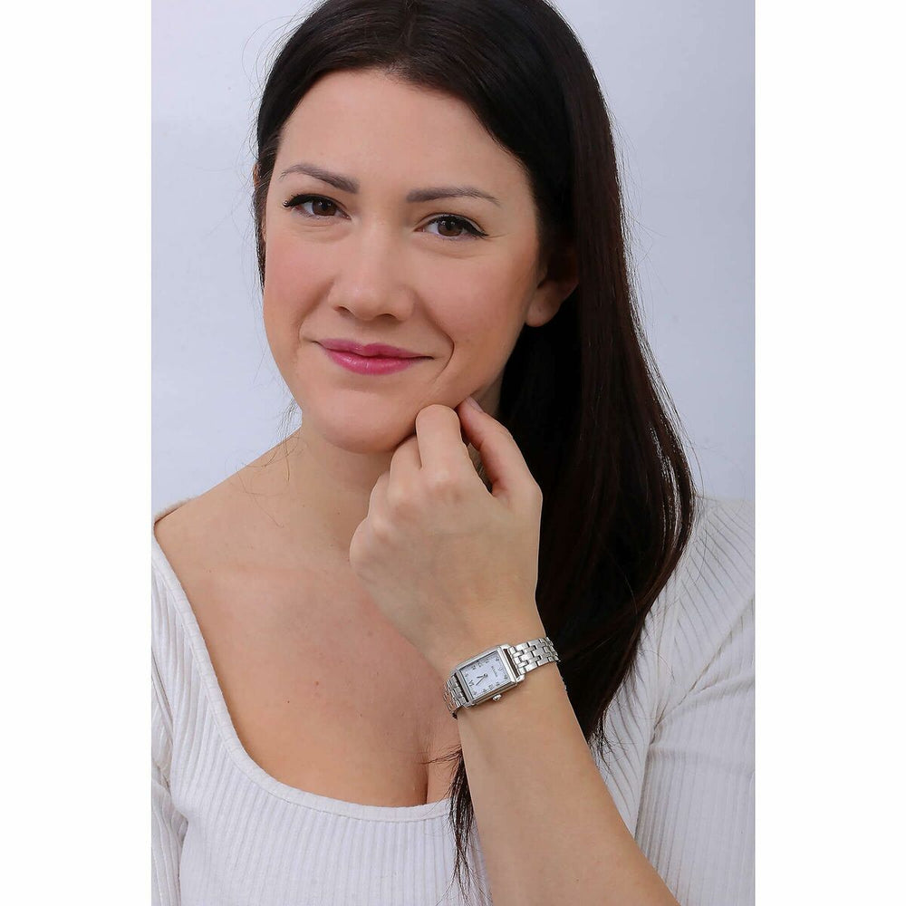 V3H76CE9A33262D47057FAD13515567F520R7115013P4